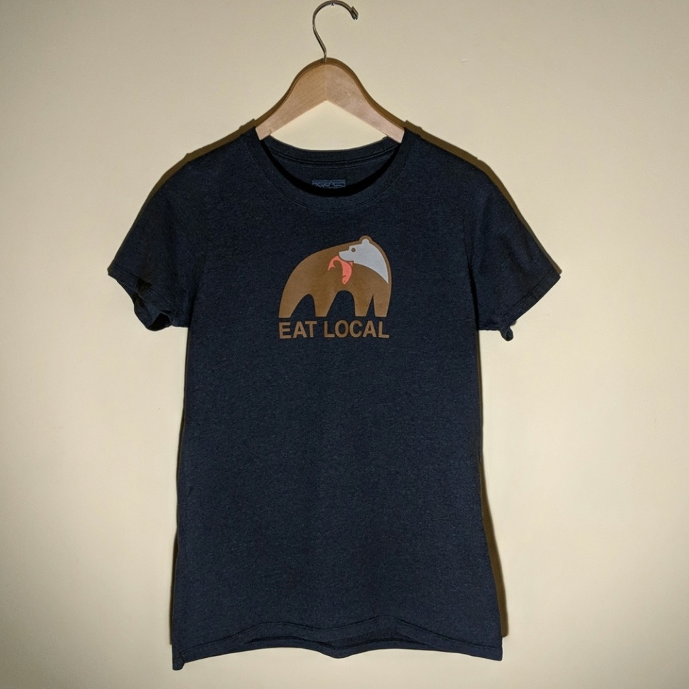 patagonia 'eat local' bear shirt